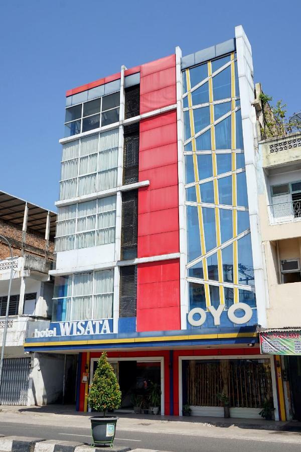 Oyo 1253 Hotel Wisata Jambi Экстерьер фото